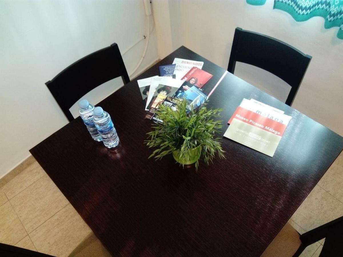 Apartamento Dos Aceras Málaga Extérieur photo